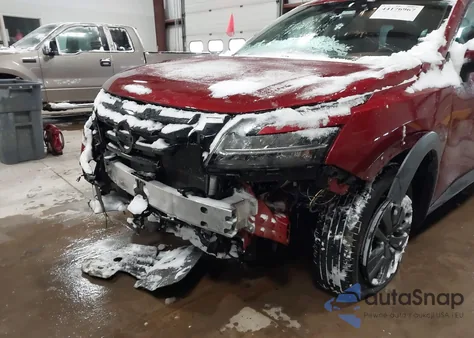 2022 Nissan Pathfinder Sv 4Wd from USA, damaged, VIN 5N1DR3BCXNC269205